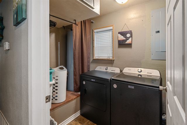 243 Autumn Wood Trail, Gun Barrel City, TX 75156