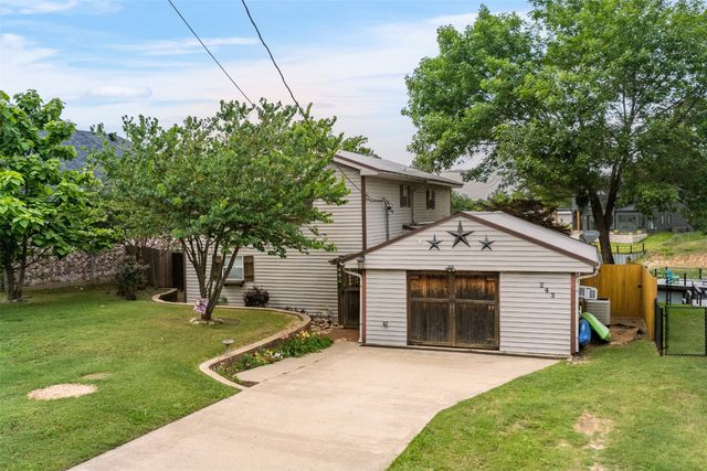 243 Autumn Wood Trail, Gun Barrel City, TX 75156