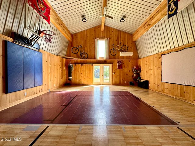 284 Alcove Road, New Baltimore, NY 12087