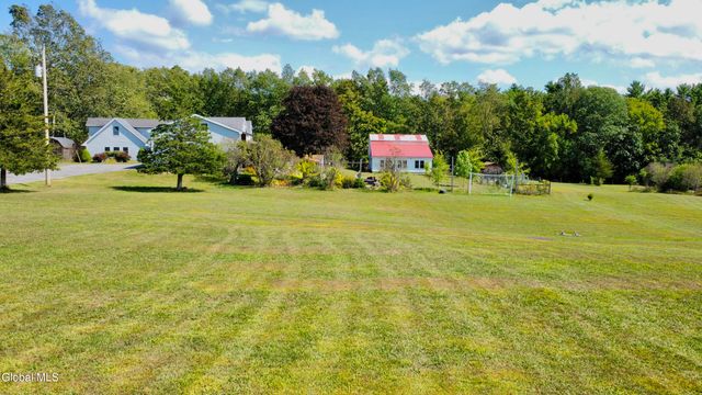 284 Alcove Road, New Baltimore, NY 12087