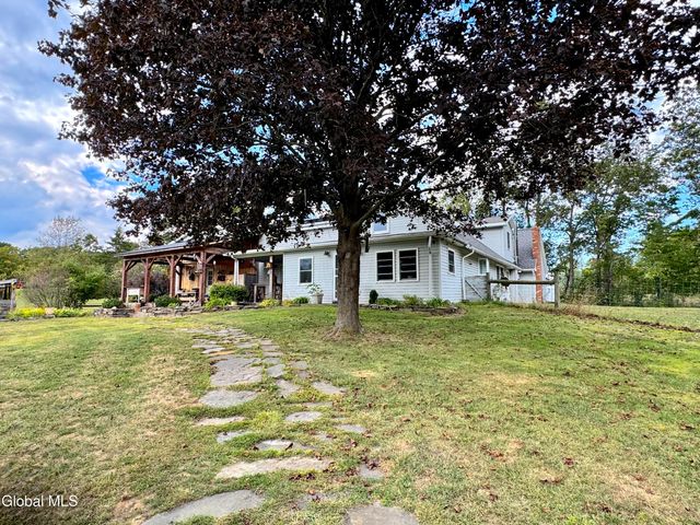 284 Alcove Road, New Baltimore, NY 12087