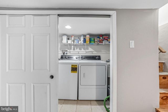 221 MOORE ST, Philadelphia, PA 19148