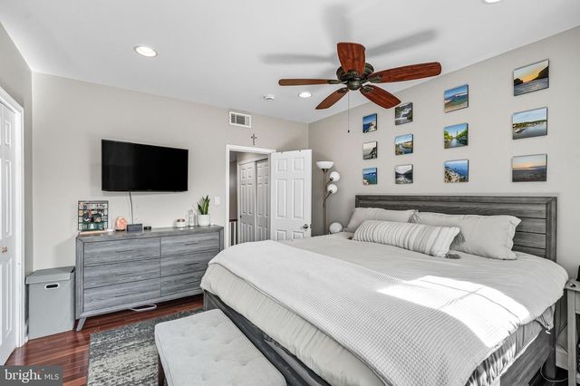 221 MOORE ST, Philadelphia, PA 19148