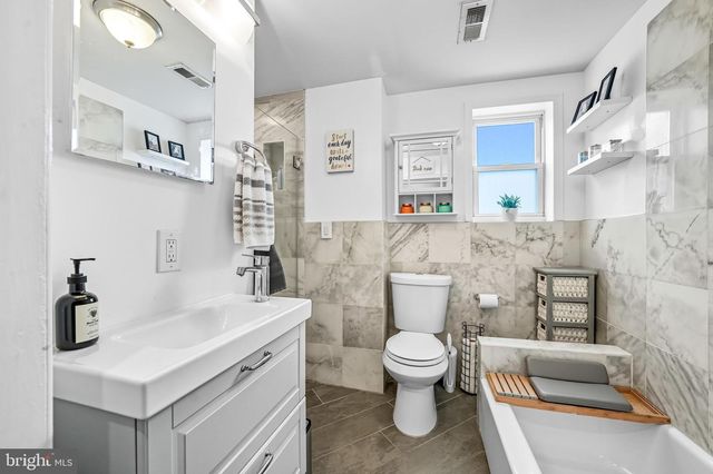 221 MOORE ST, Philadelphia, PA 19148