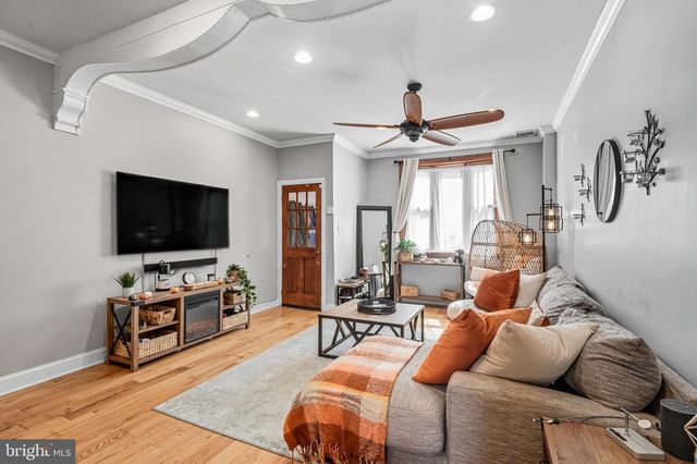 221 MOORE ST, Philadelphia, PA 19148