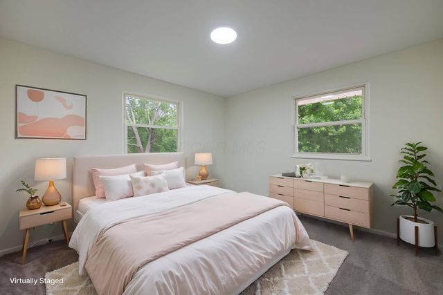 1922 Old Coach Road, Springfield, OH 45505