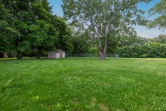 1922 Old Coach Road, Springfield, OH 45505