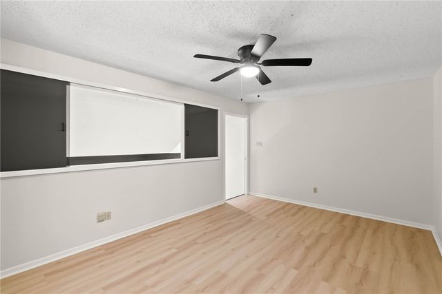 7252 The Mansions Dr, Corpus Christi, TX 78414