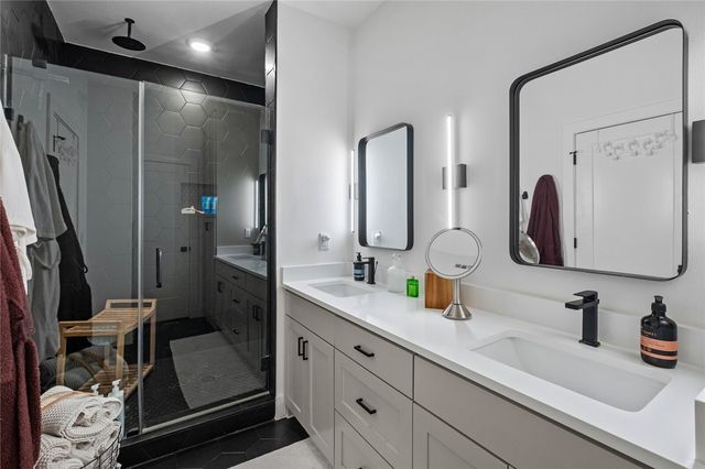 4 Shap Lane, Bella Vista, AR 72714