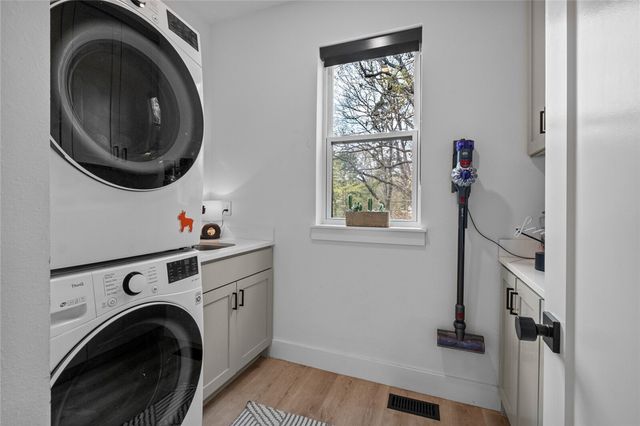 4 Shap Lane, Bella Vista, AR 72714