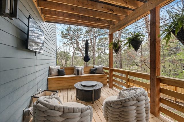 4 Shap Lane, Bella Vista, AR 72714