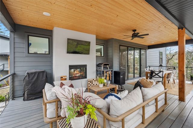 4 Shap Lane, Bella Vista, AR 72714