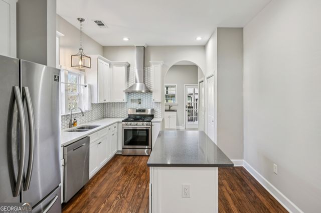 3262 Dogwood Street, College Park, GA 30337