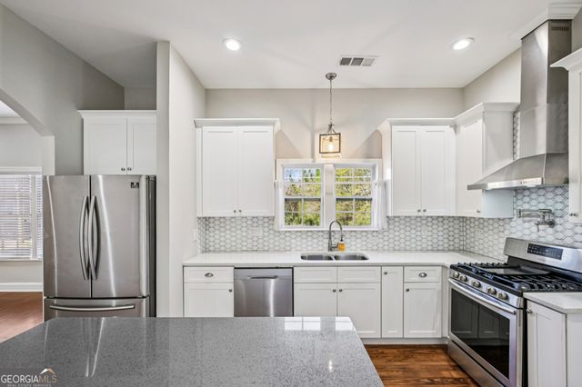 3262 Dogwood Street, College Park, GA 30337