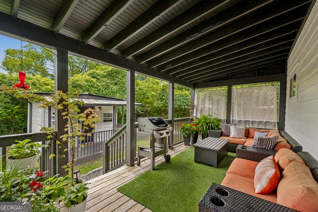 3262 Dogwood Street, College Park, GA 30337