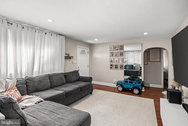 3815 ROYAL AVE, Pennsauken, NJ 08110