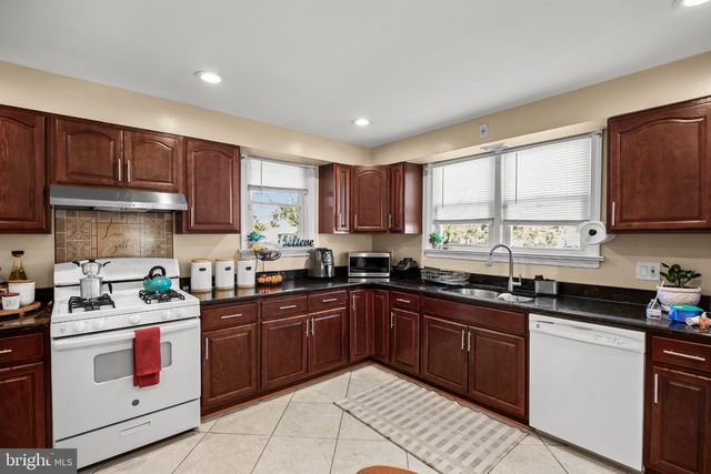 3815 ROYAL AVE, Pennsauken, NJ 08110