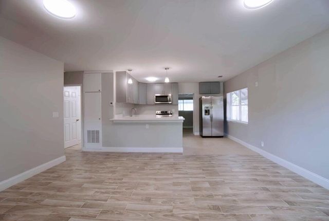 1117 NW 7th Terrace, Fort Lauderdale, FL 33311