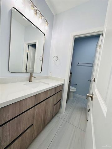 11313 N 25th Street 1, Mcallen, TX 78504