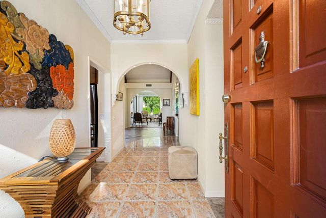 128 Desert W Drive, Rancho Mirage, CA 92270