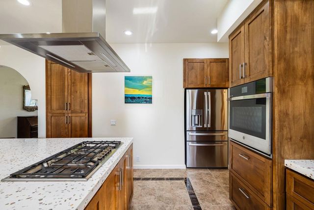 128 Desert W Drive, Rancho Mirage, CA 92270