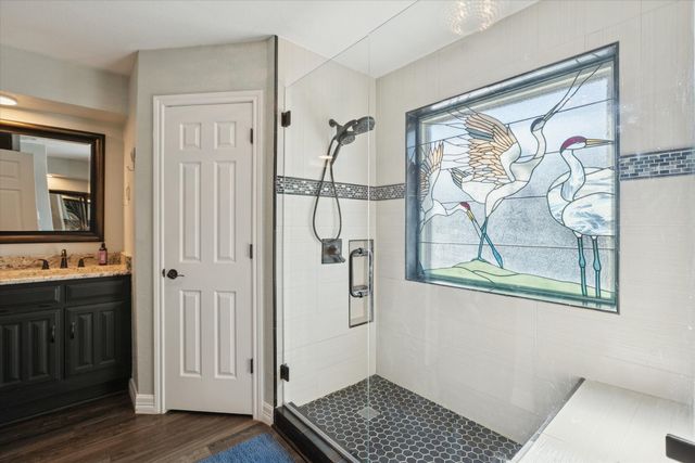 325 Cottonwood Lane, Hurst, TX 76054