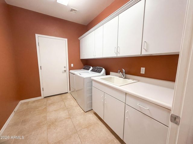 7533 W RUSHMORE Way, Florence, AZ 85132