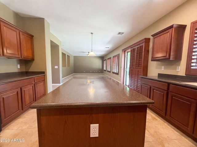 7533 W RUSHMORE Way, Florence, AZ 85132