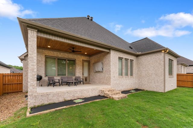 86 Copper Circle, Little Rock, AR 72223