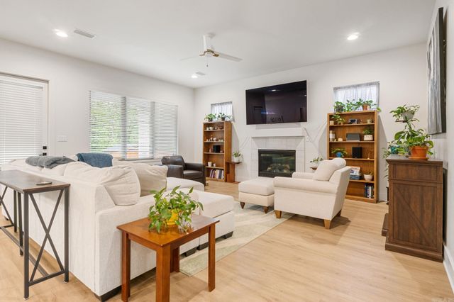 86 Copper Circle, Little Rock, AR 72223