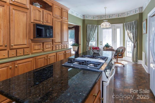 1595 High Ridge Drive, Stanley, NC 28164