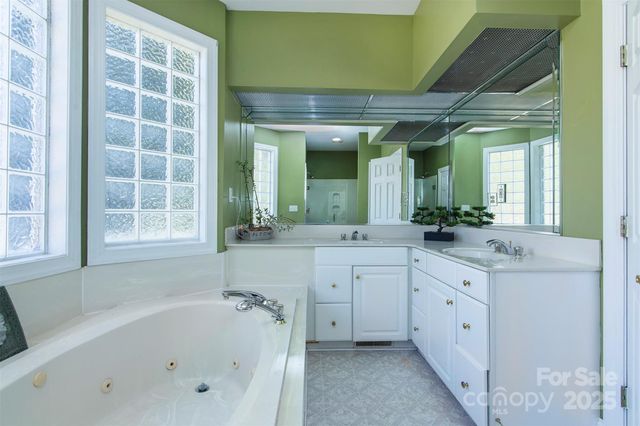 1595 High Ridge Drive, Stanley, NC 28164