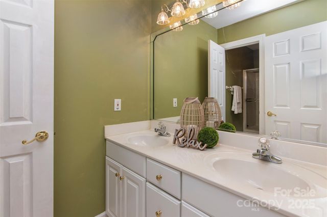 1595 High Ridge Drive, Stanley, NC 28164