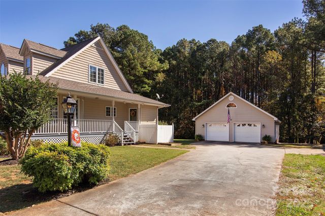1595 High Ridge Drive, Stanley, NC 28164