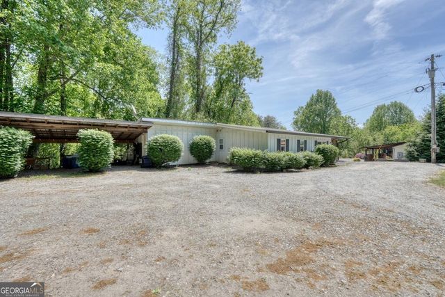 710 Town Mountain Road, Hayesville, NC 28904