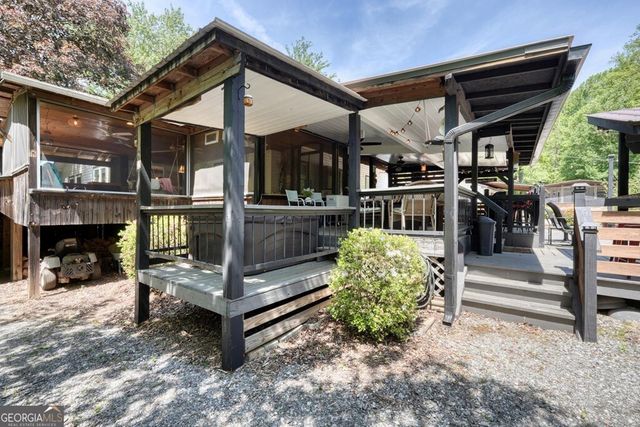 710 Town Mountain Road, Hayesville, NC 28904