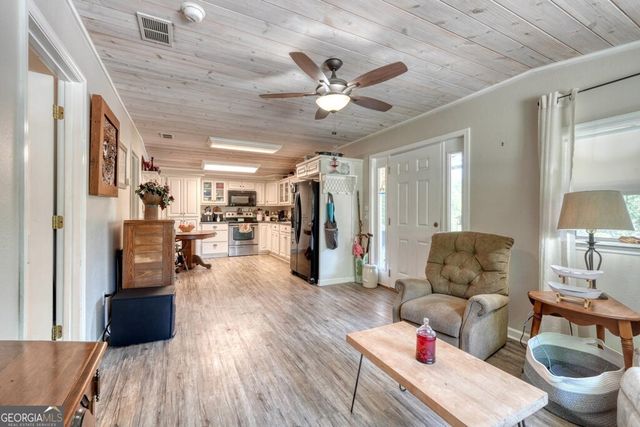 710 Town Mountain Road, Hayesville, NC 28904
