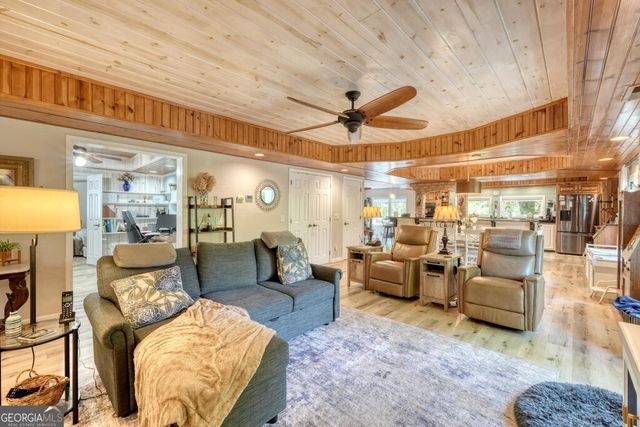 710 Town Mountain Road, Hayesville, NC 28904