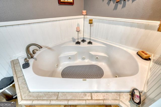 710 Town Mountain Road, Hayesville, NC 28904