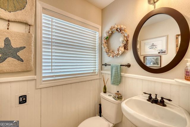 710 Town Mountain Road, Hayesville, NC 28904