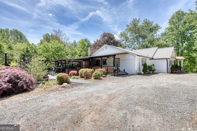 710 Town Mountain Road, Hayesville, NC 28904