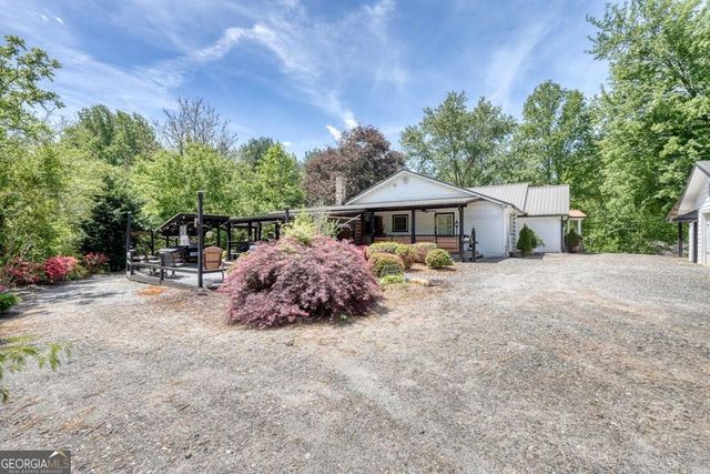 710 Town Mountain Road, Hayesville, NC 28904