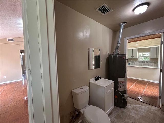 2355 Wagner Street, Mobile, AL 36617