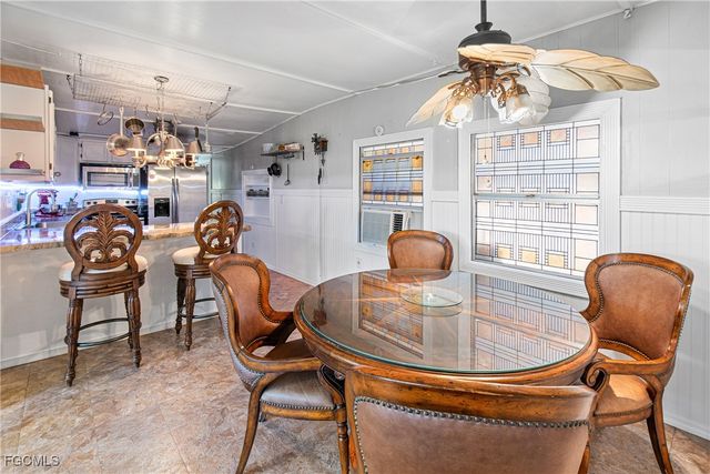 2256 Marina Park DR, Fort Myers, FL 33905