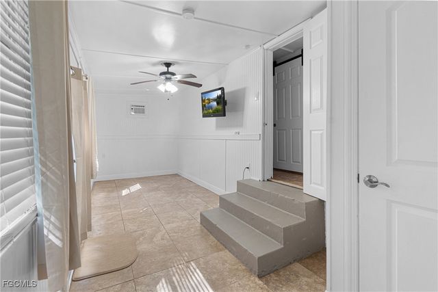 2256 Marina Park DR, Fort Myers, FL 33905