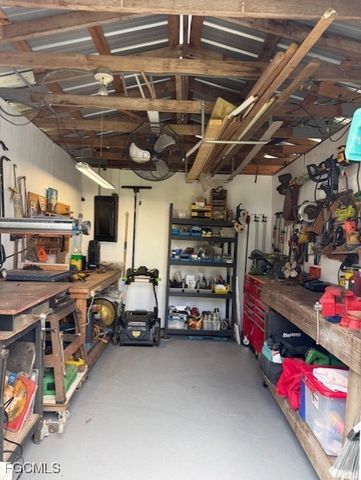 2256 Marina Park DR, Fort Myers, FL 33905