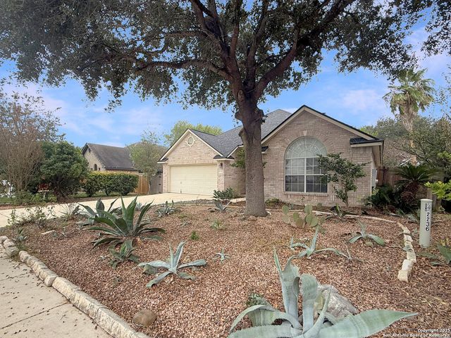 2242 Ranch Estates Blvd, New Braunfels, TX 78130
