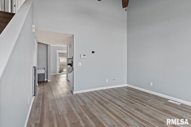 130 Genoa Drive, Springfield, IL 62703