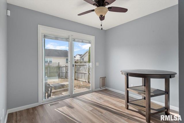 130 Genoa Drive, Springfield, IL 62703