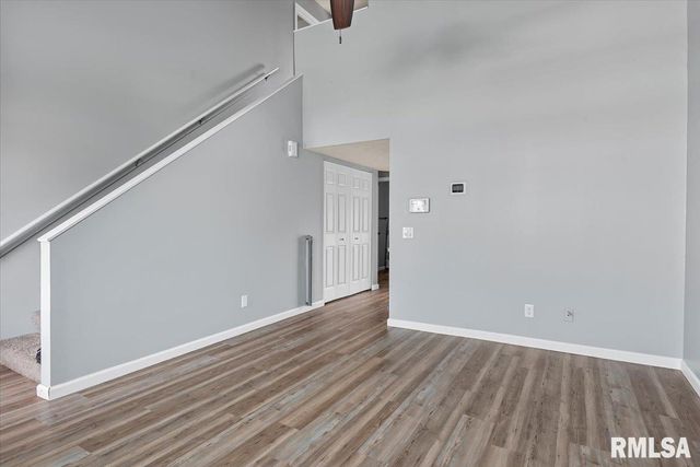 130 Genoa Drive, Springfield, IL 62703